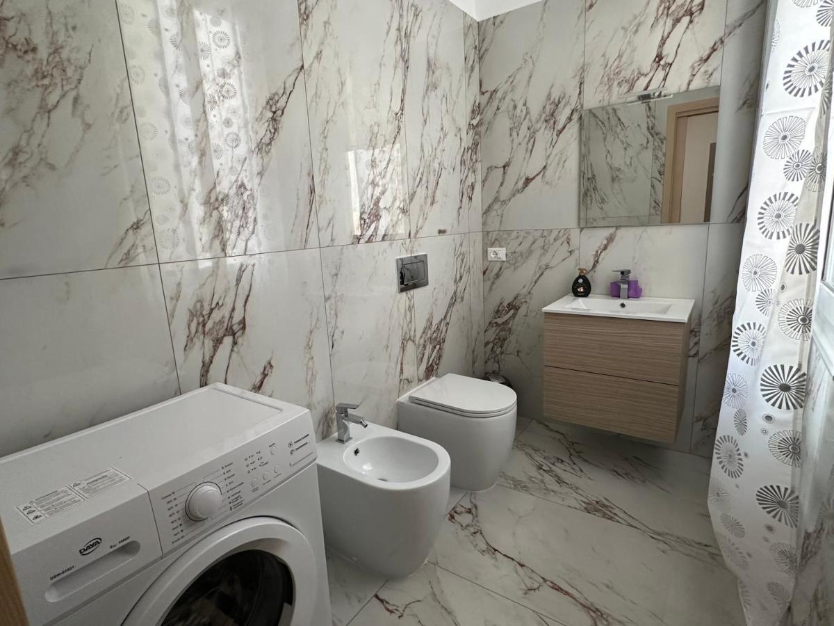 Casa Angela Vista Mare Apartment Ventimiglia Ngoại thất bức ảnh