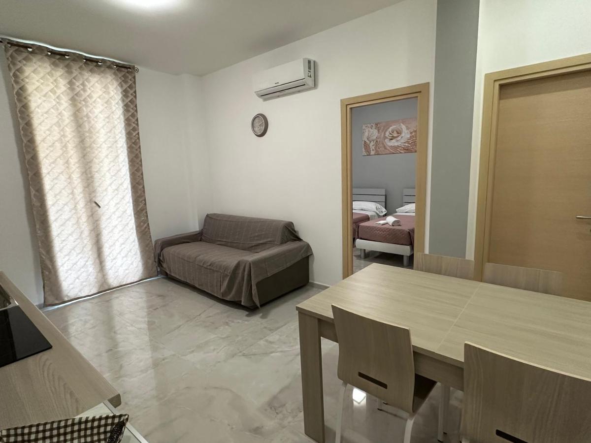 Casa Angela Vista Mare Apartment Ventimiglia Ngoại thất bức ảnh